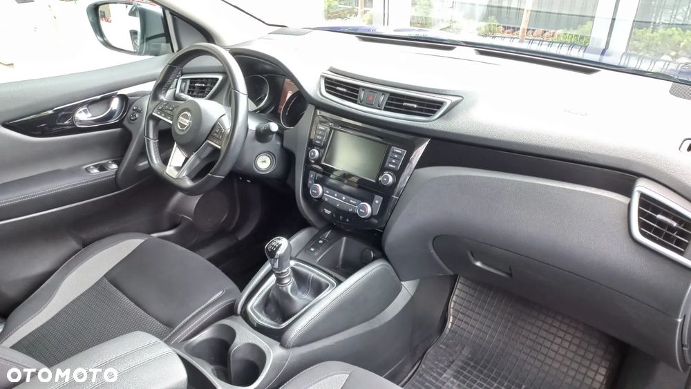 Nissan Qashqai 1.3 DIG-T Acenta EU6d - 29