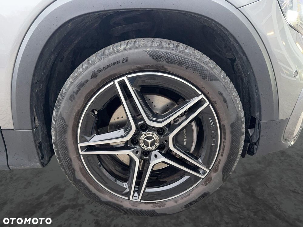 Mercedes-Benz GLB 200 AMG Line 7G-DCT - 11