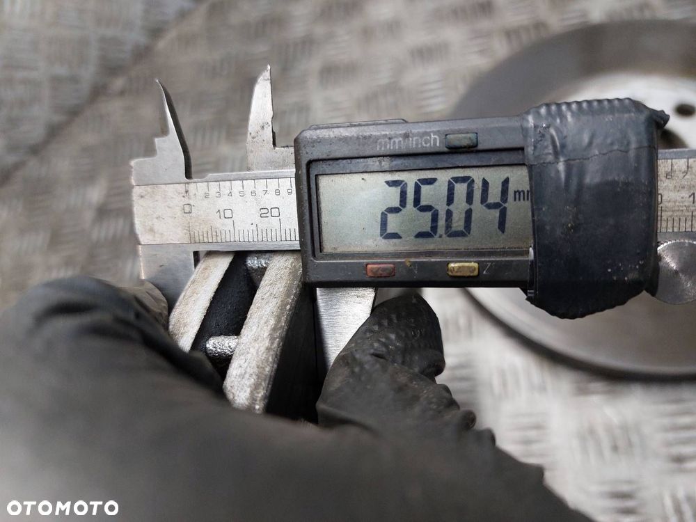 TARCZE HAMULCOWE PRZÓD + KLOCKI + ZACISKI SKODA FABIA II 1.9 TDI - 6