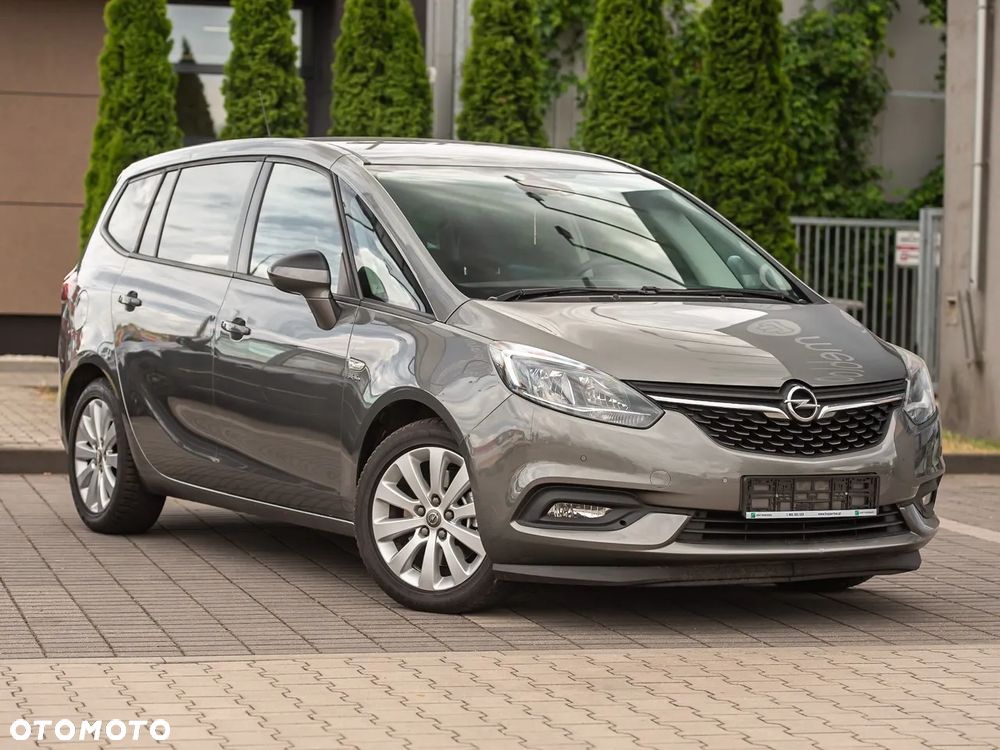 Opel Zafira - 1