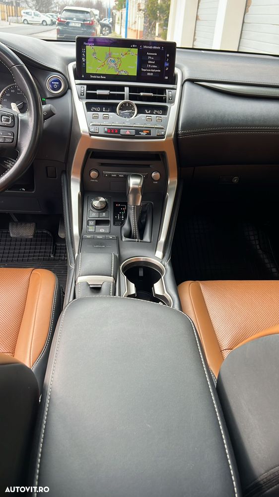 Lexus Seria NX 300h FWD Executive Plus Panorama - 4