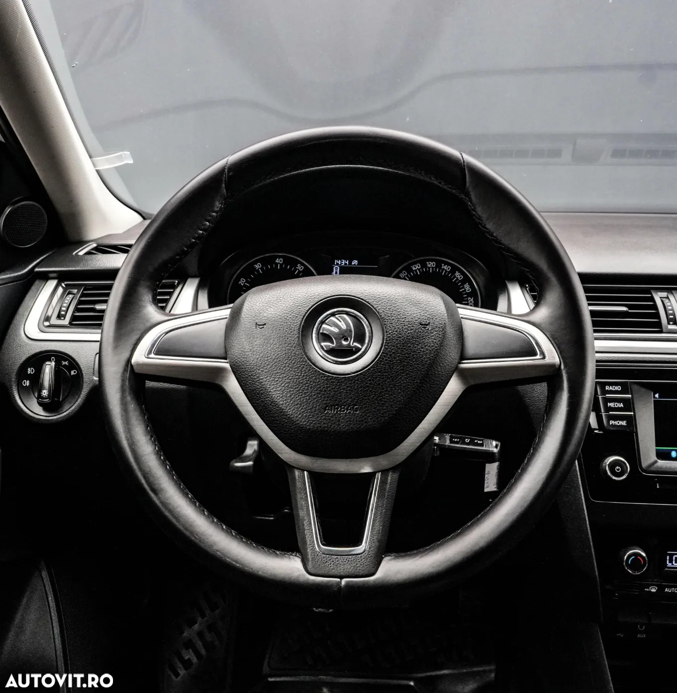 Skoda RAPID 1.2 TSI Style - 15