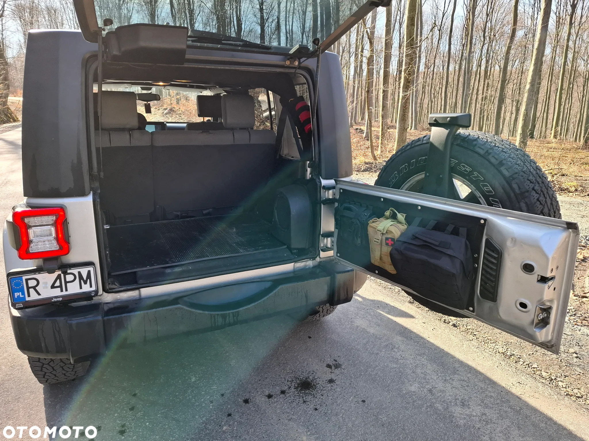 Jeep Wrangler - 9