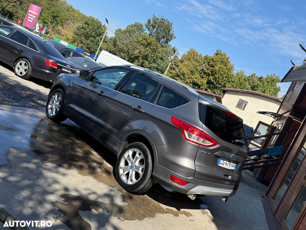 Ford Kuga - 38