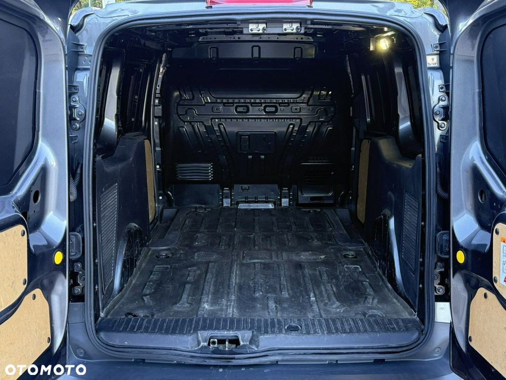 Ford Transit Connect - 13