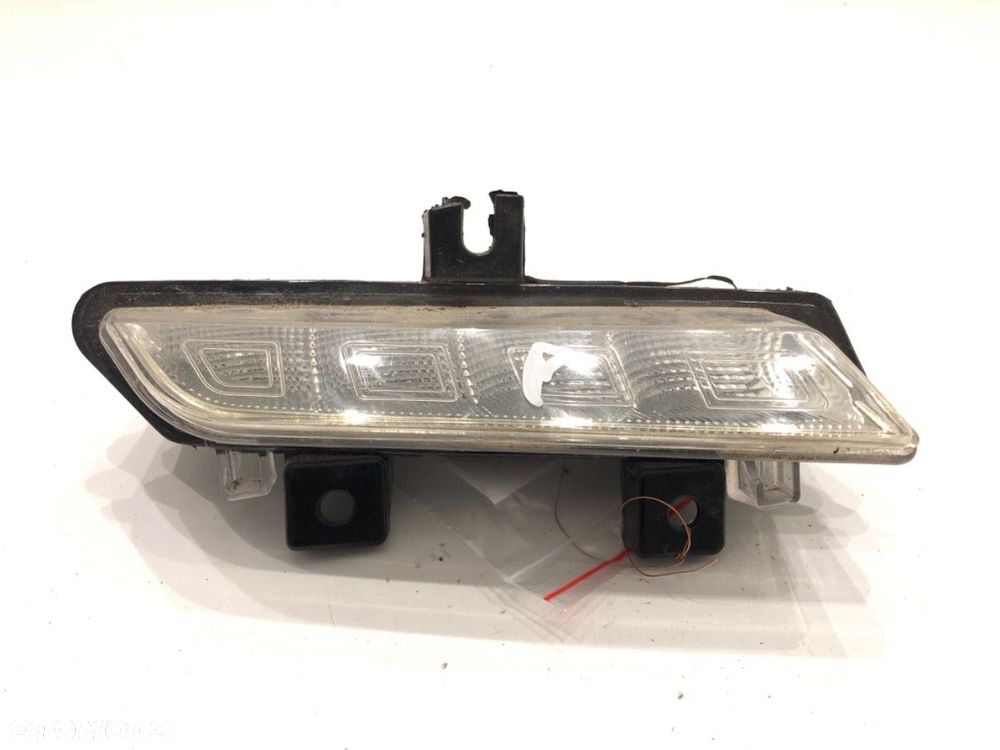 LAMPA LED DRL PRAWA  RENAULT CLIO IV Grandtour (KH_) 2012 - 2022 1.5 dCi 90 (KHN3, KHN4) 66 kW [90 - 1