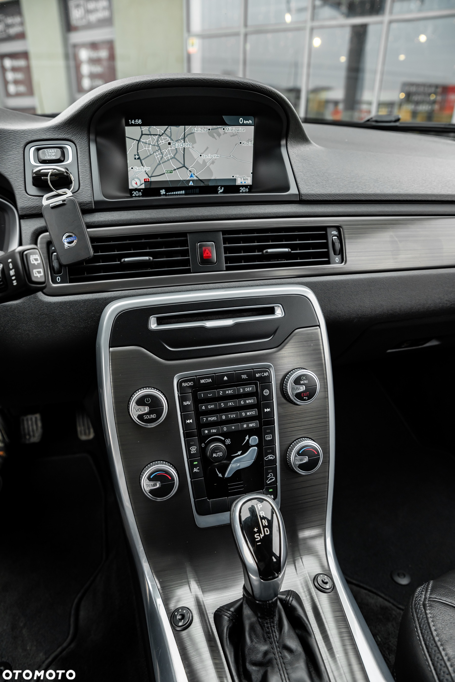 Volvo XC 70 - 38