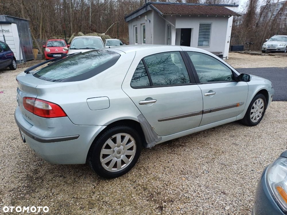 Renault Laguna - 3