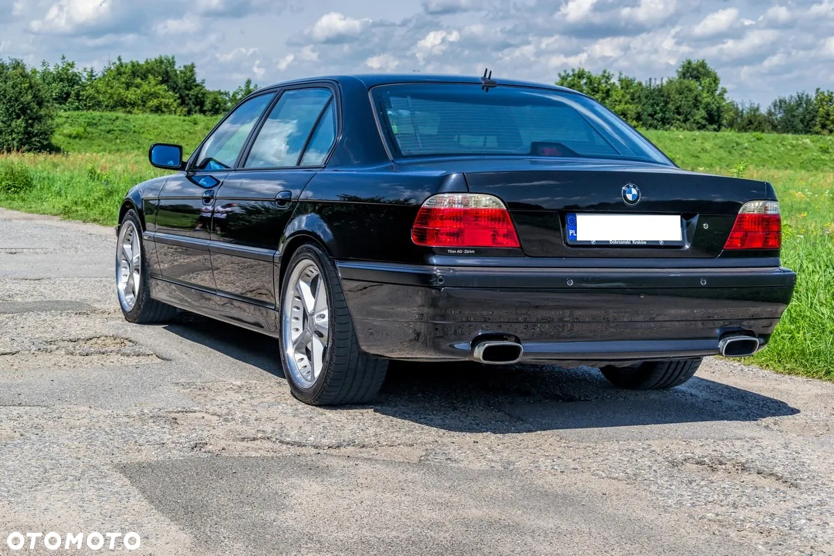 BMW Seria 7 740iL - 6
