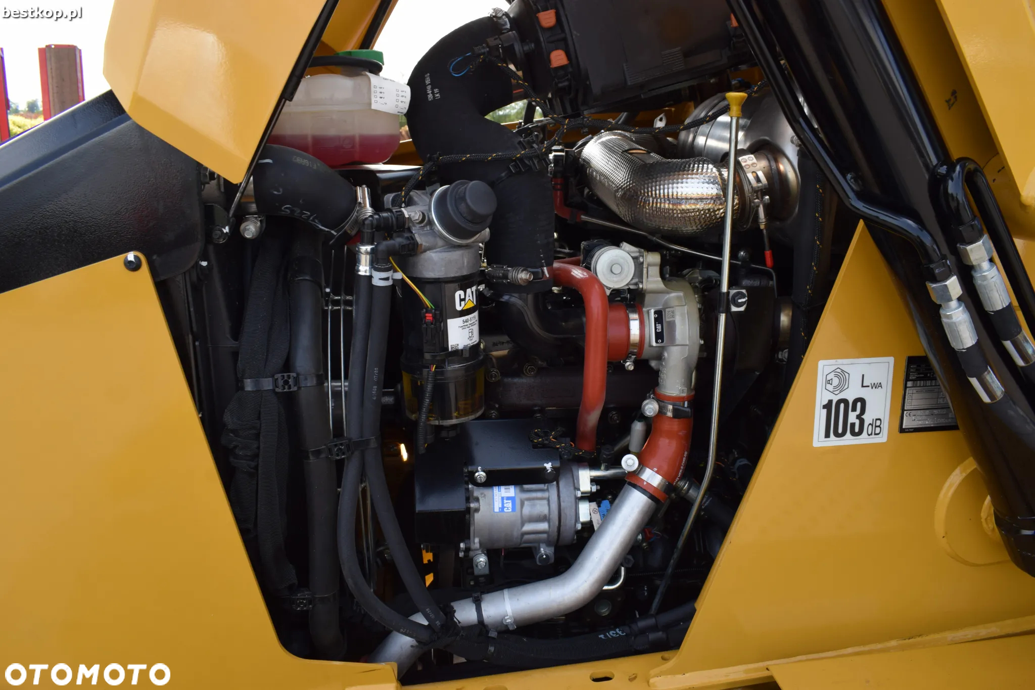 Caterpillar CAT 432 - 38