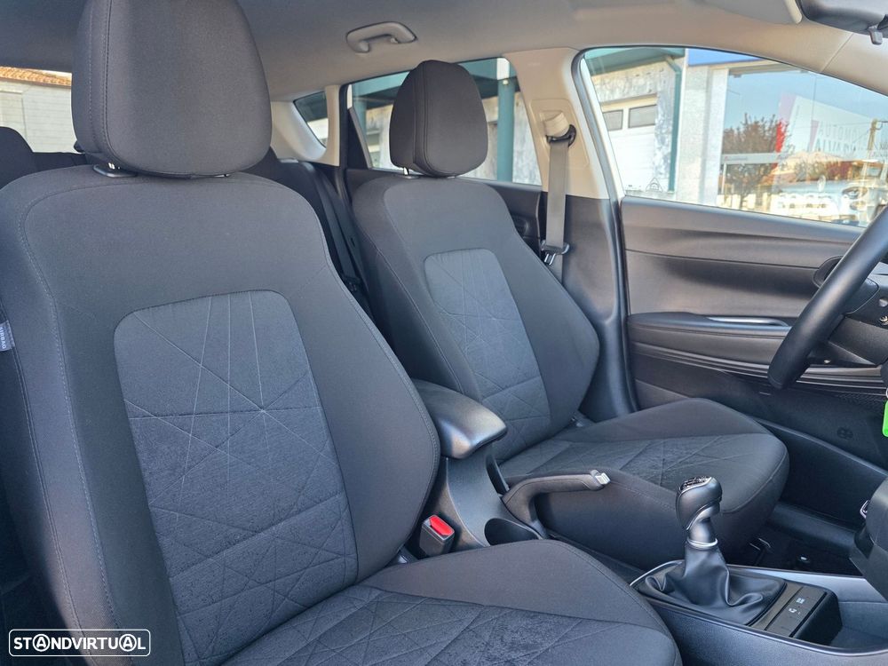 Hyundai Bayon 1.0 T-GDI Premium - 24