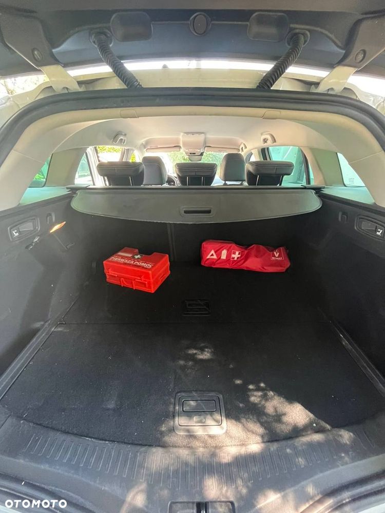 Renault Megane 1.3 TCe FAP Techno EDC - 11