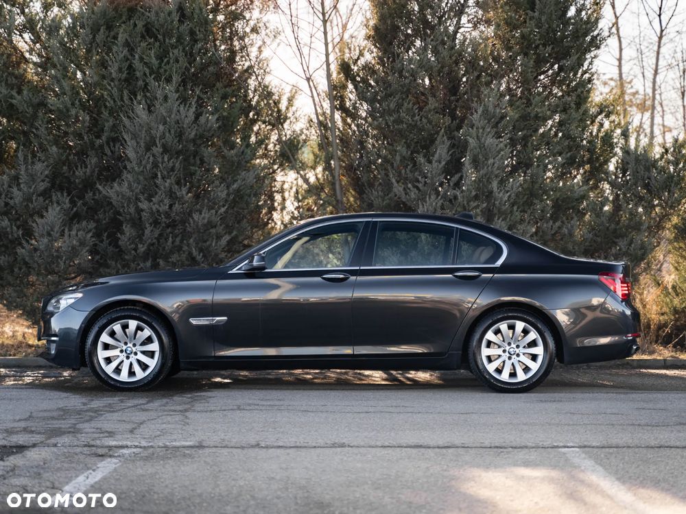 BMW Seria 7 740d xDrive - 8