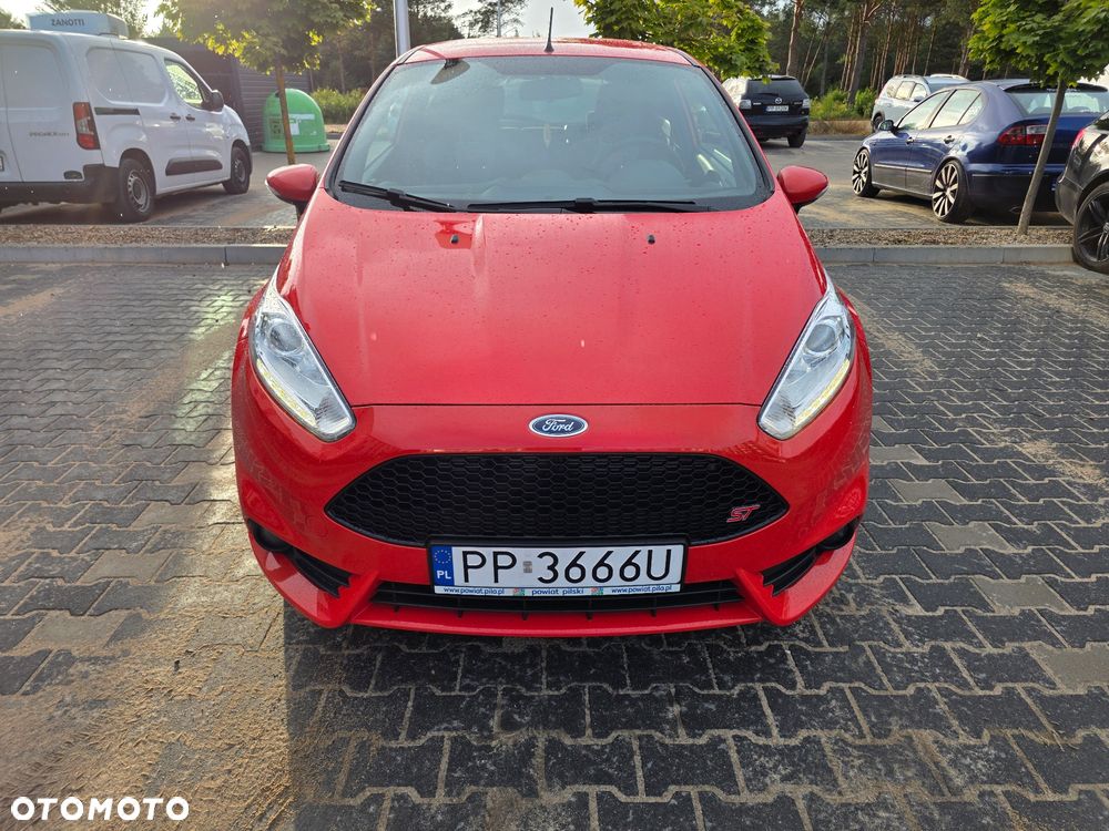 Ford Fiesta 1.6 EcoBoost ST - 2