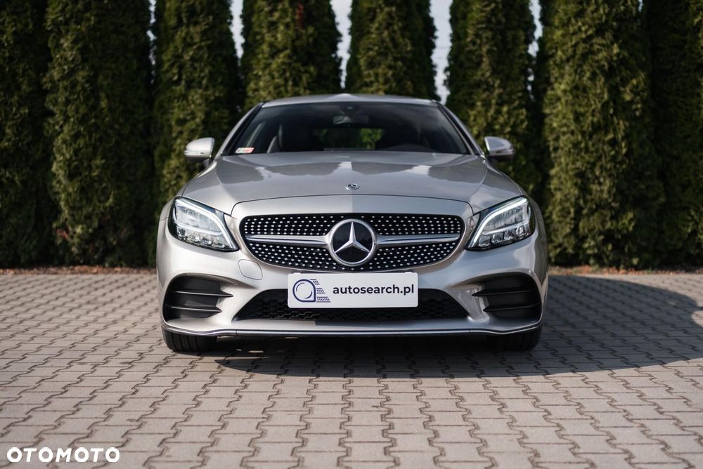 Mercedes-Benz Klasa C 300 9G-TRONIC - 3