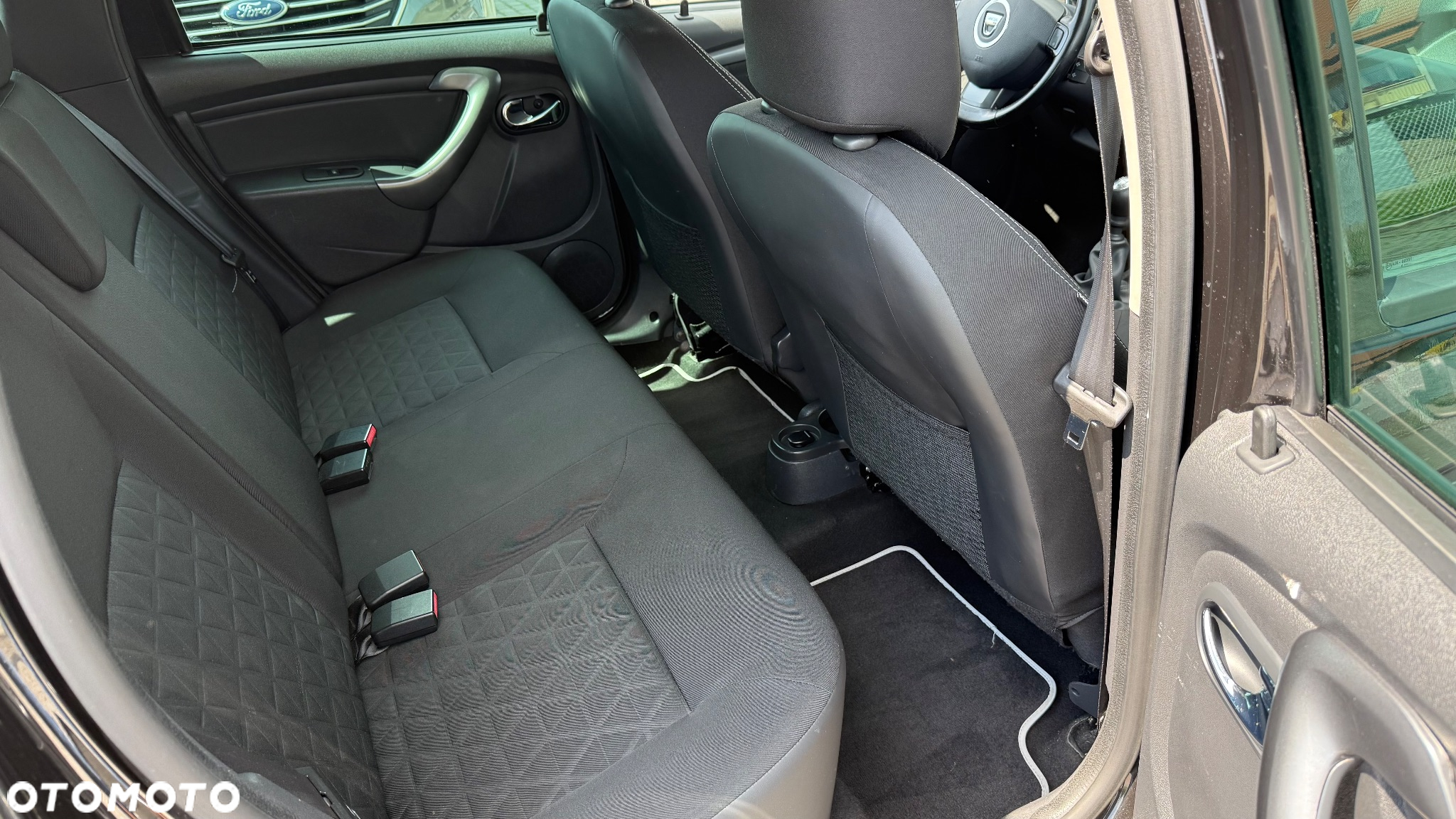 Dacia Duster 1.2 TCe Celebration - 11