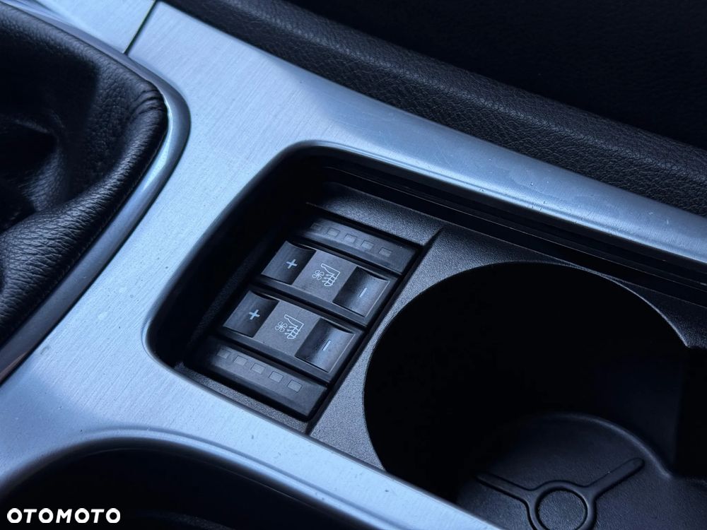 Ford Mondeo 2.0 TDCi Titanium S - 13