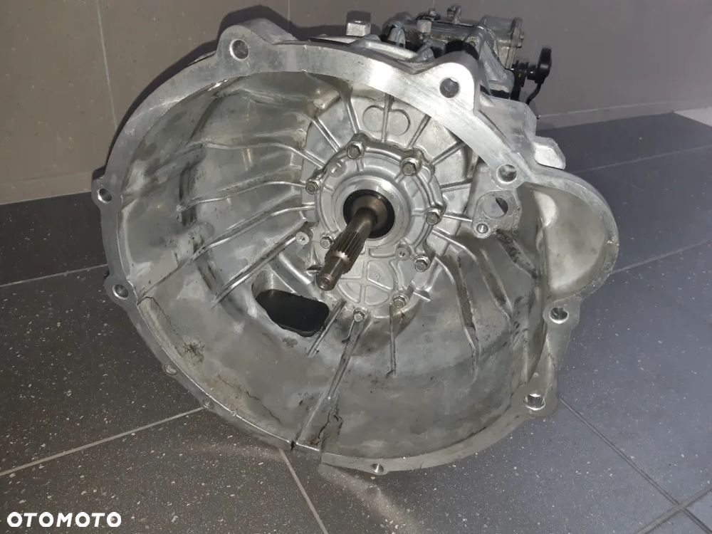 Skrzynia Biegów HYUNDAI H350 2.5 43000-59001 T45S6 - 4