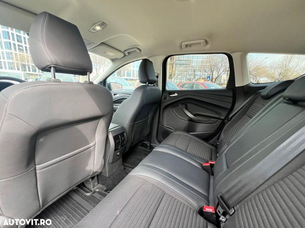 Ford Kuga - 23