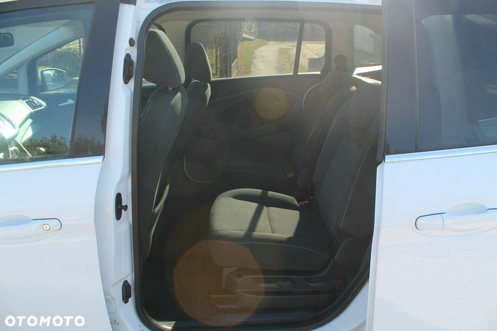 Ford Grand C-MAX - 10