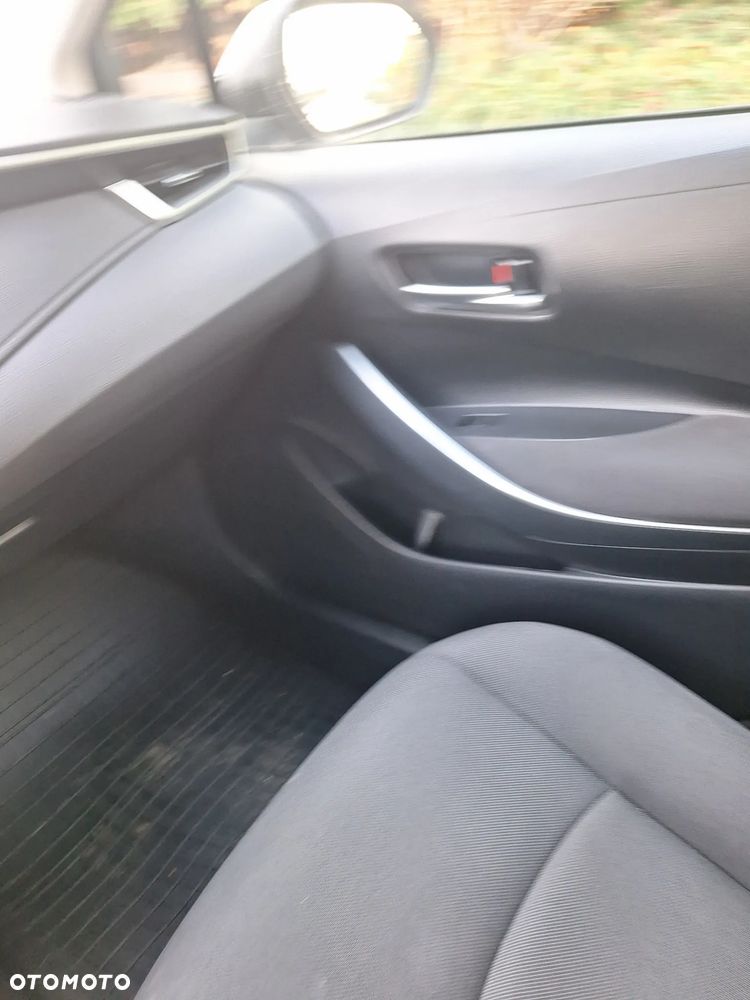 Toyota Corolla - 19