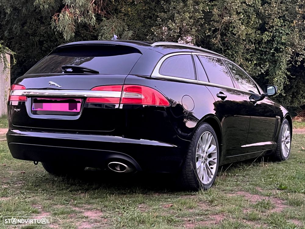 Jaguar XF Sportbrake 2.2 D Premium Luxury - 38