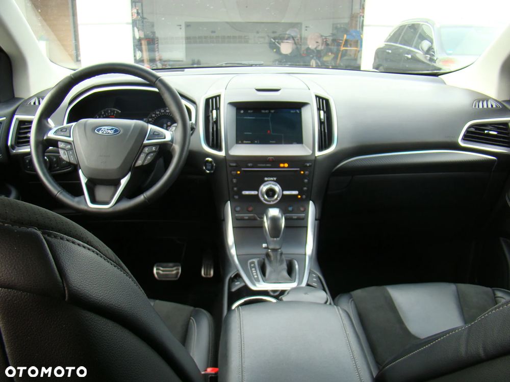 Ford Edge 2.0 TDCi Bi-Turbo 4x4 ST-LINE - 31