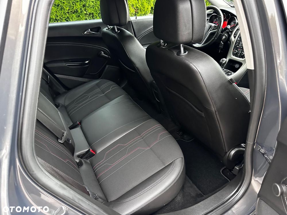Opel Astra 1.4 Turbo - 21