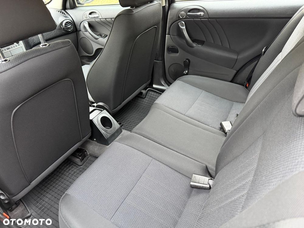 Alfa Romeo 147 1.6 Twin Spark 16V - 12