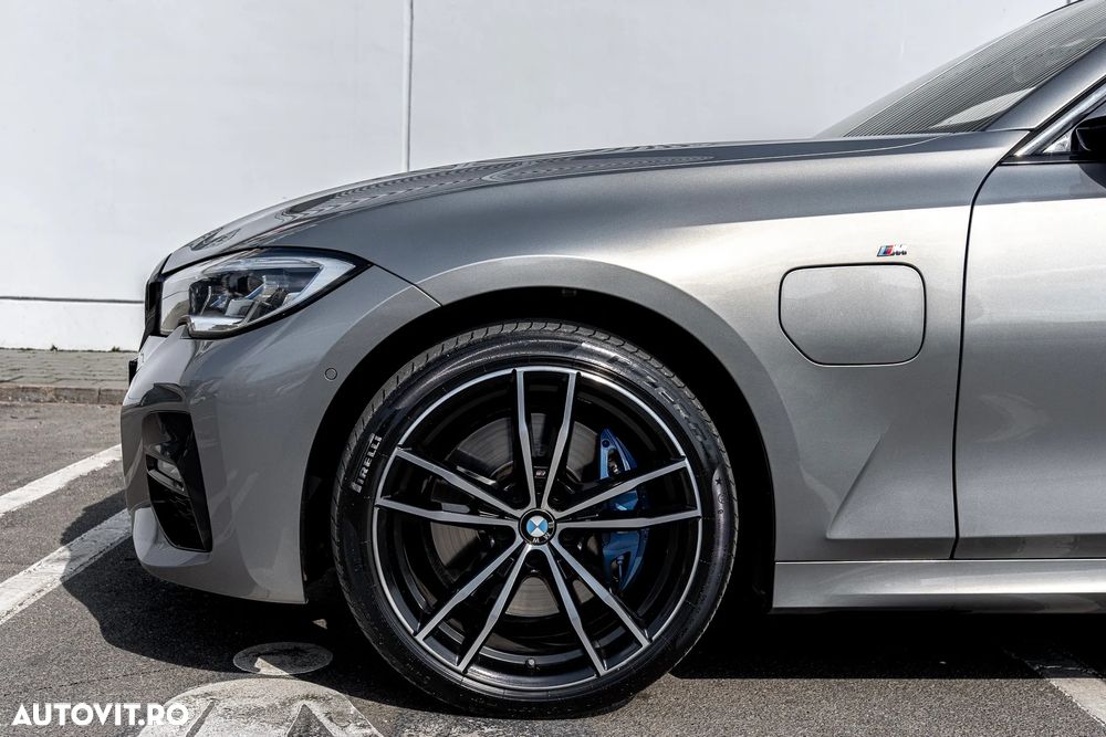 BMW Seria 3 330e Aut. M Sport - 1