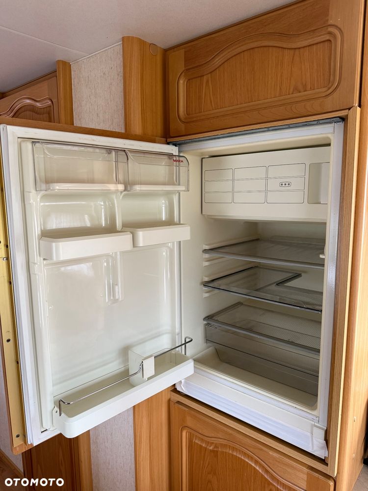 KNAUS - 12