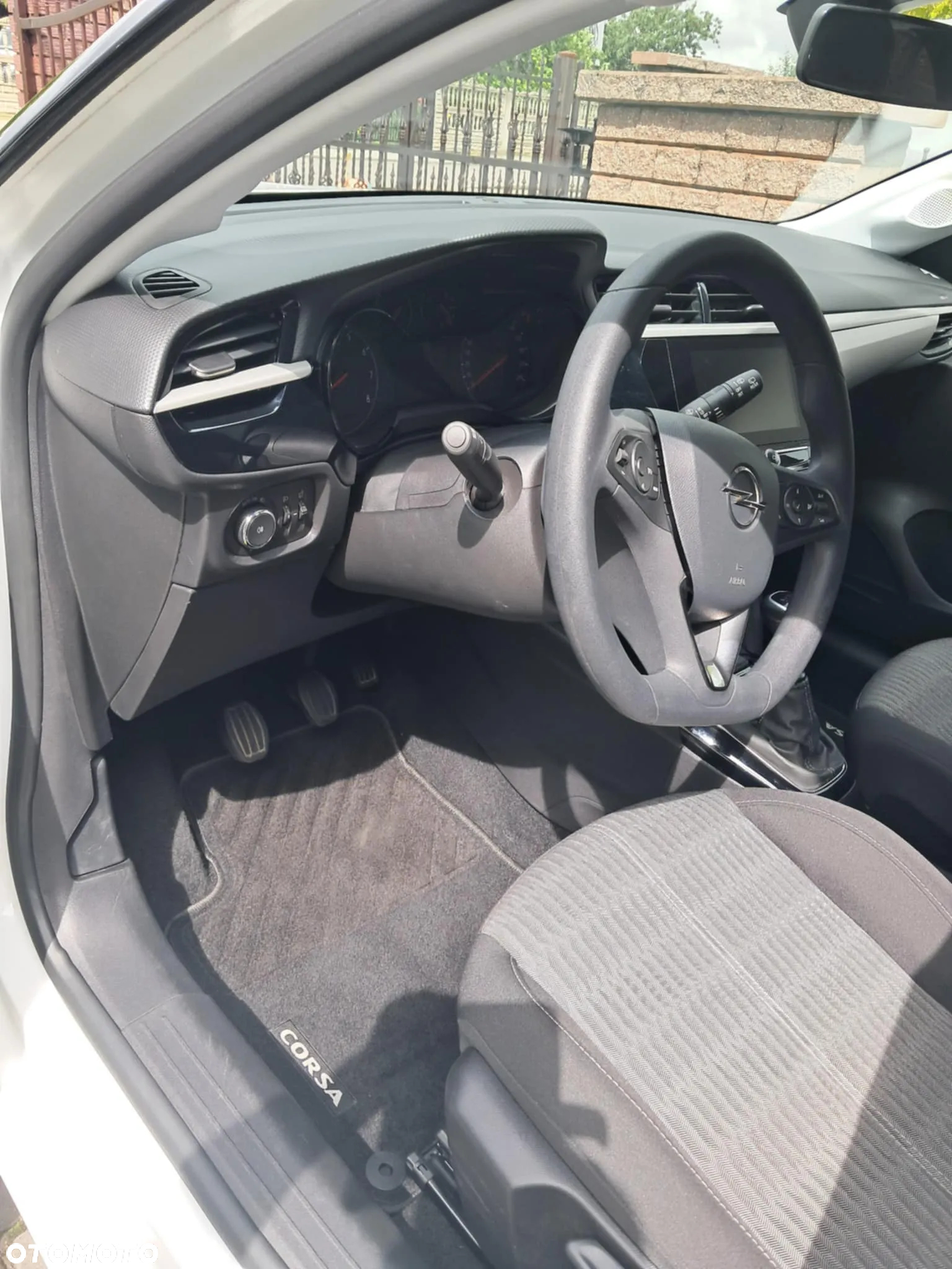 Opel Corsa - 25