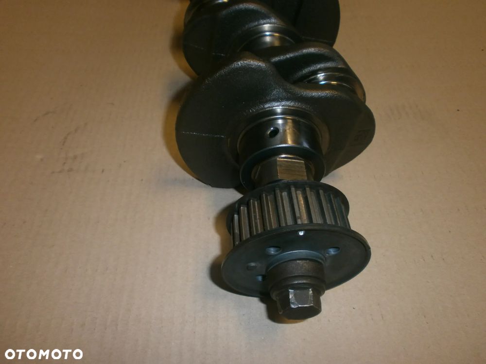 WAŁ SILNIKA DOBLO COMBO 1.6CDTI 263A8000 A16FDH 16ROK - 3