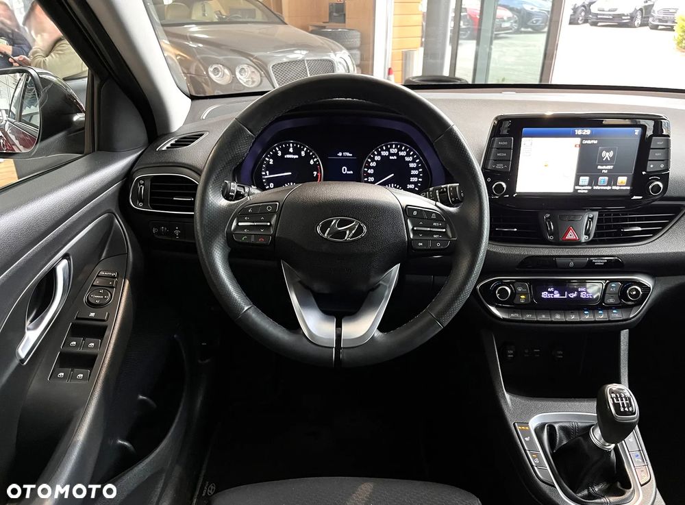 Hyundai i30 1.4 T-GDI Style - 17