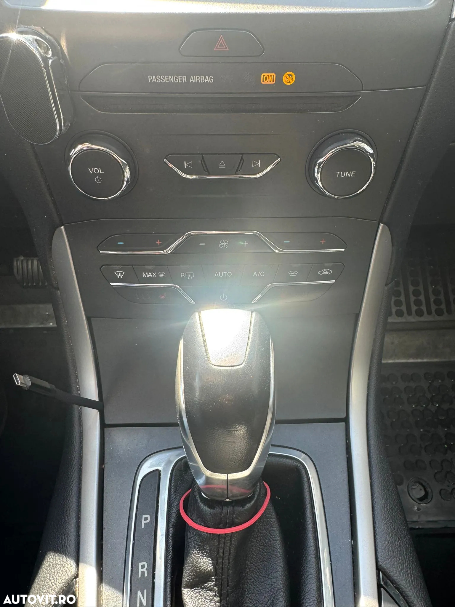 Ford S-Max 2.0 TDCi Powershift Titanium - 17