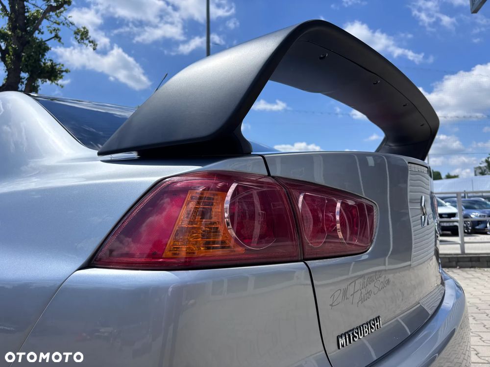 Mitsubishi Lancer Evolution GSR - 12