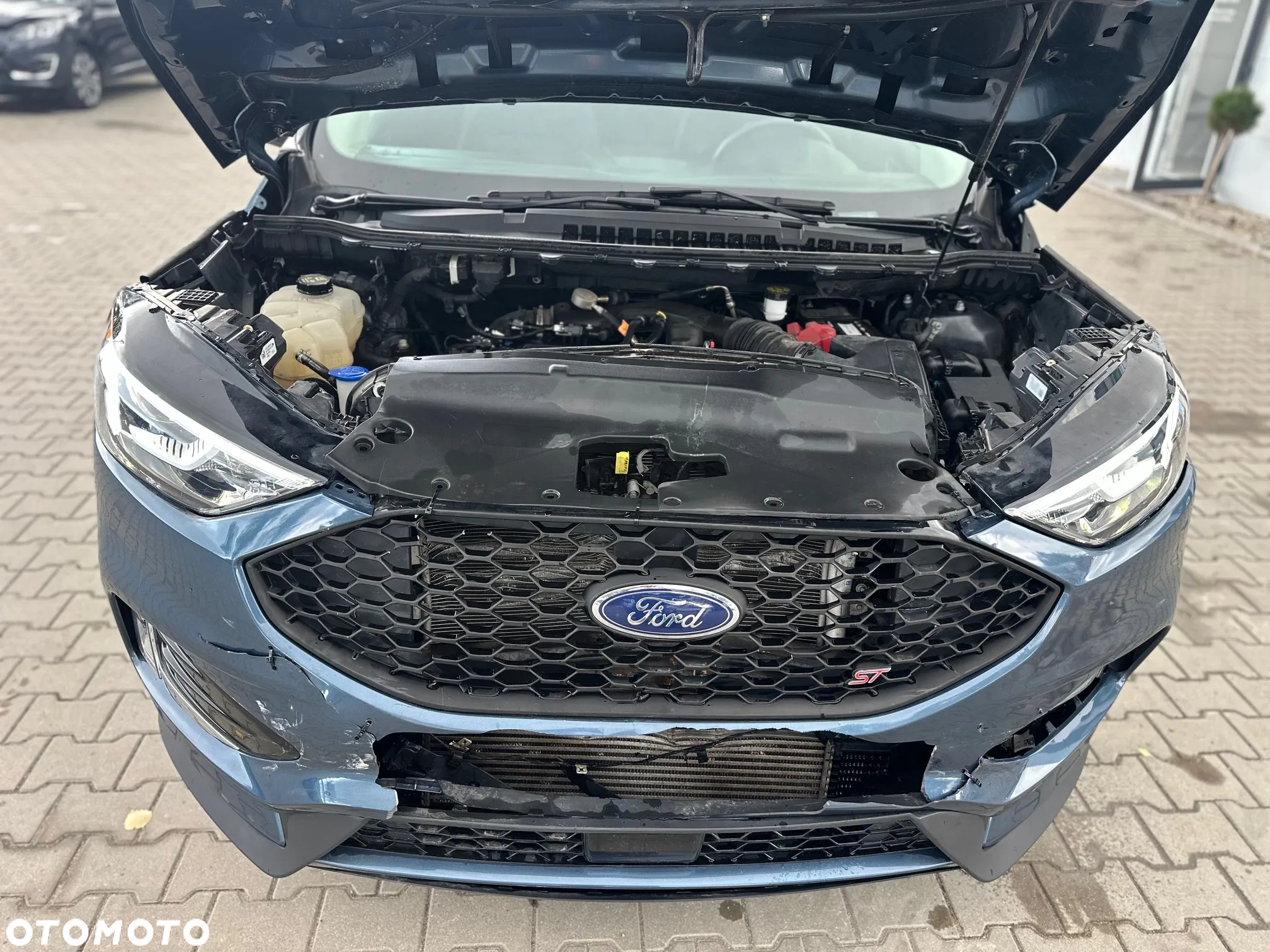 Ford Edge - 9