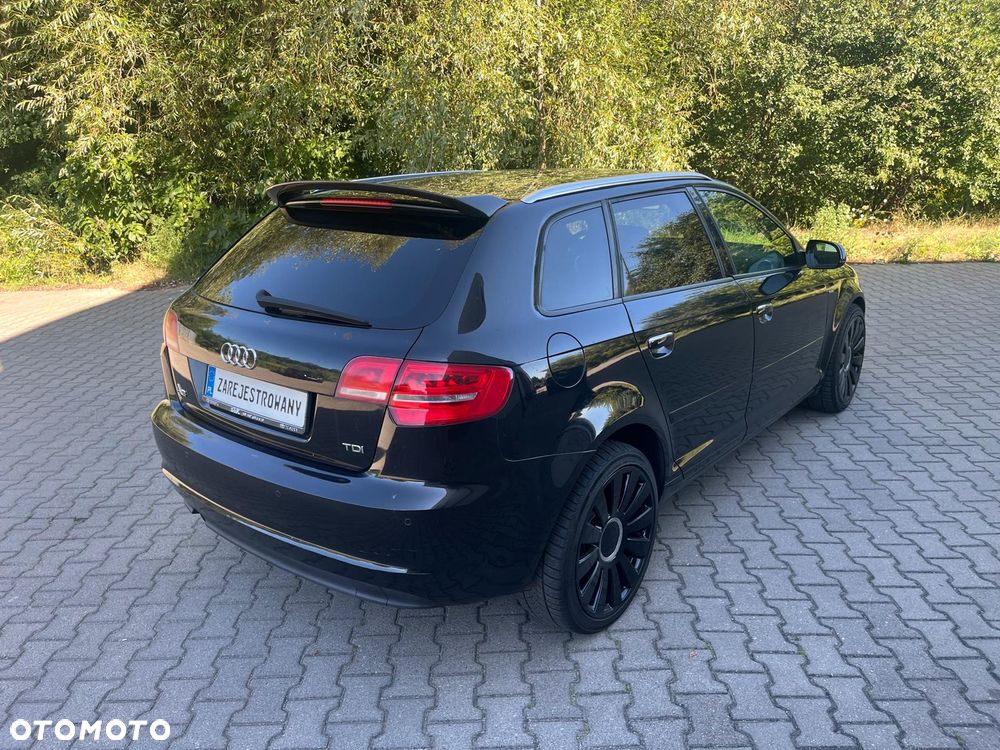 Audi A3 Sportback 2.0 TDI DPF S line Sportpaket (plus) - 6