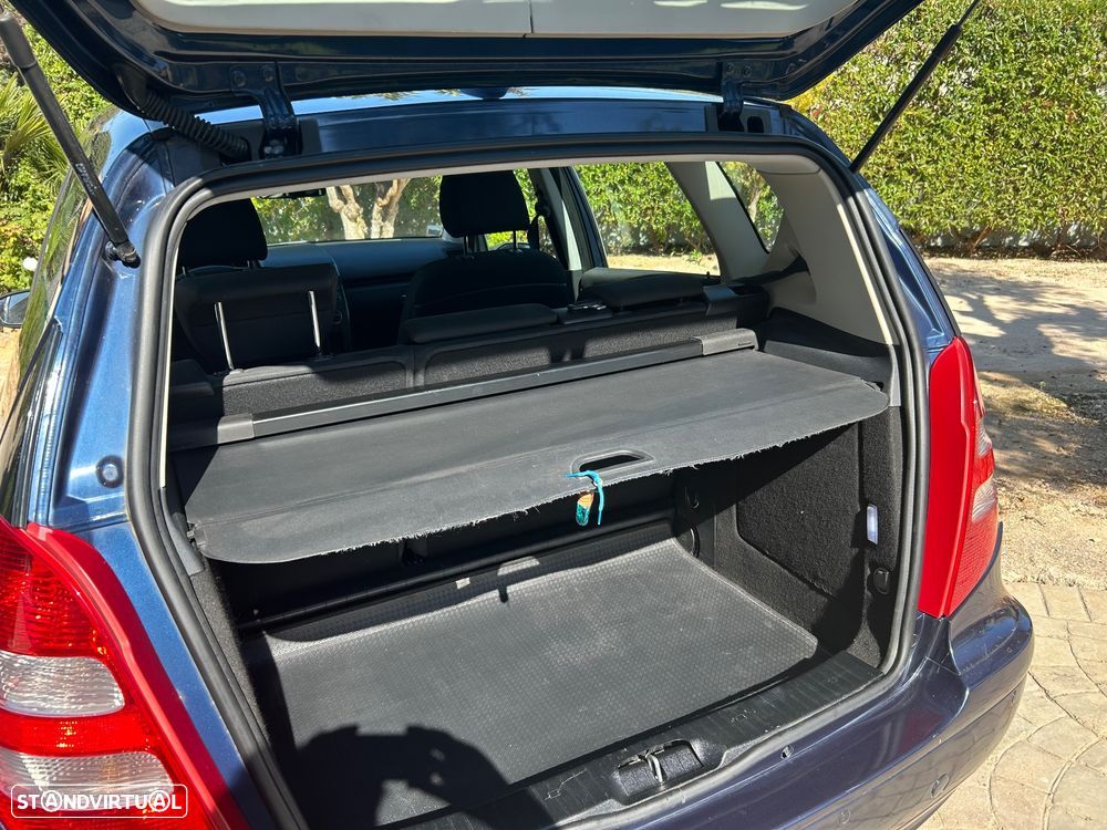 Mercedes-Benz A 150 Classic Automatic - 3