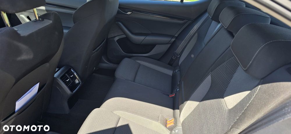 Skoda Octavia 2.0 TDI Ambition - 8