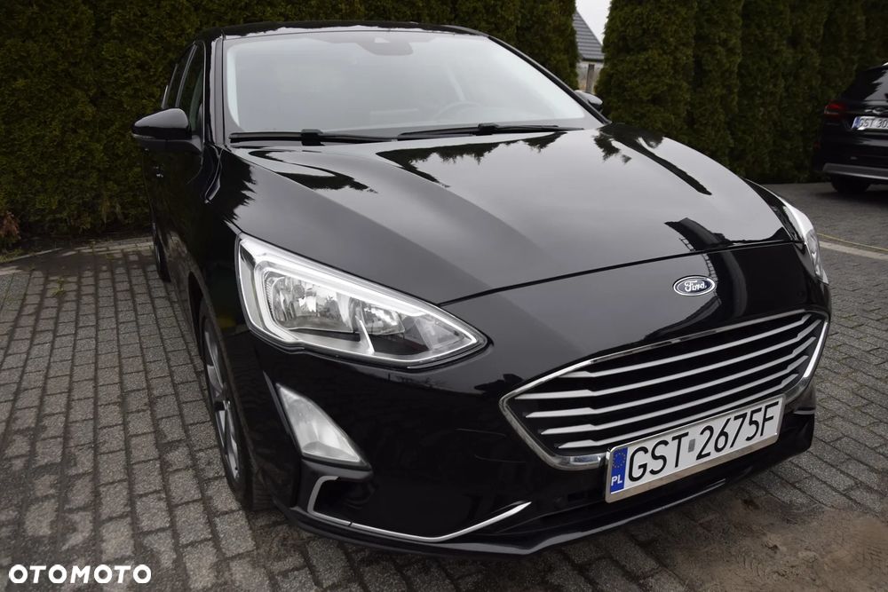 Ford Focus 1.0 EcoBoost Start-Stopp-System TITANIUM DESIGN - 12