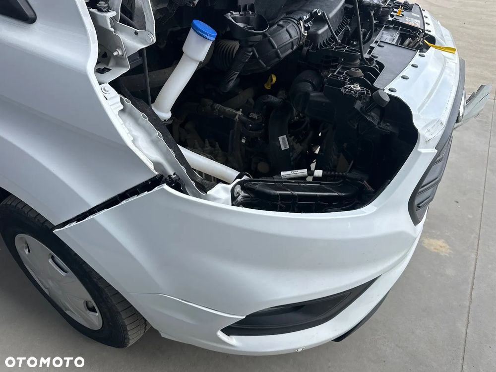 Ford TOURNEO CUSTOM - 14