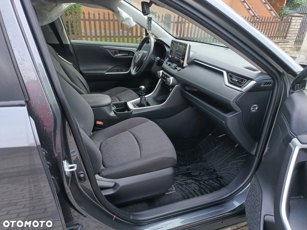 Toyota RAV4 - 19