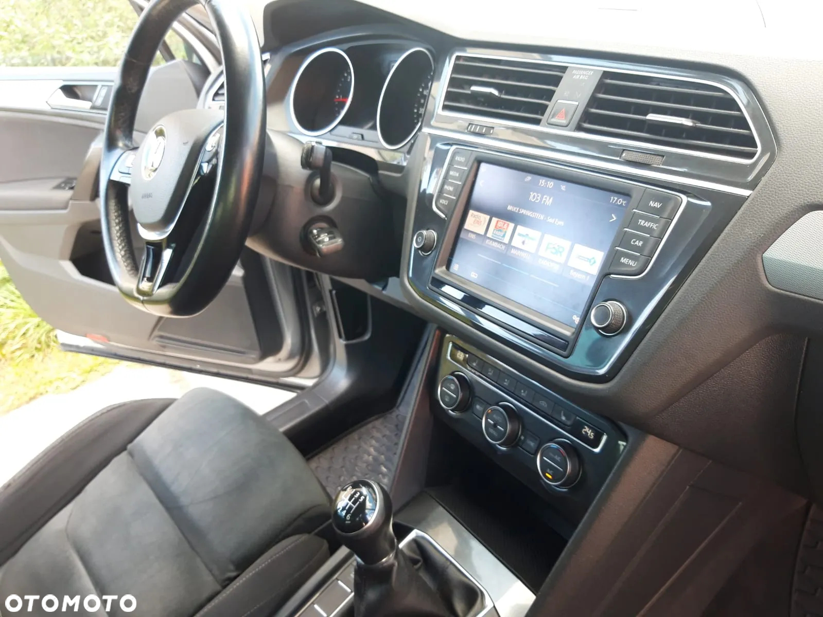 Volkswagen Tiguan - 25