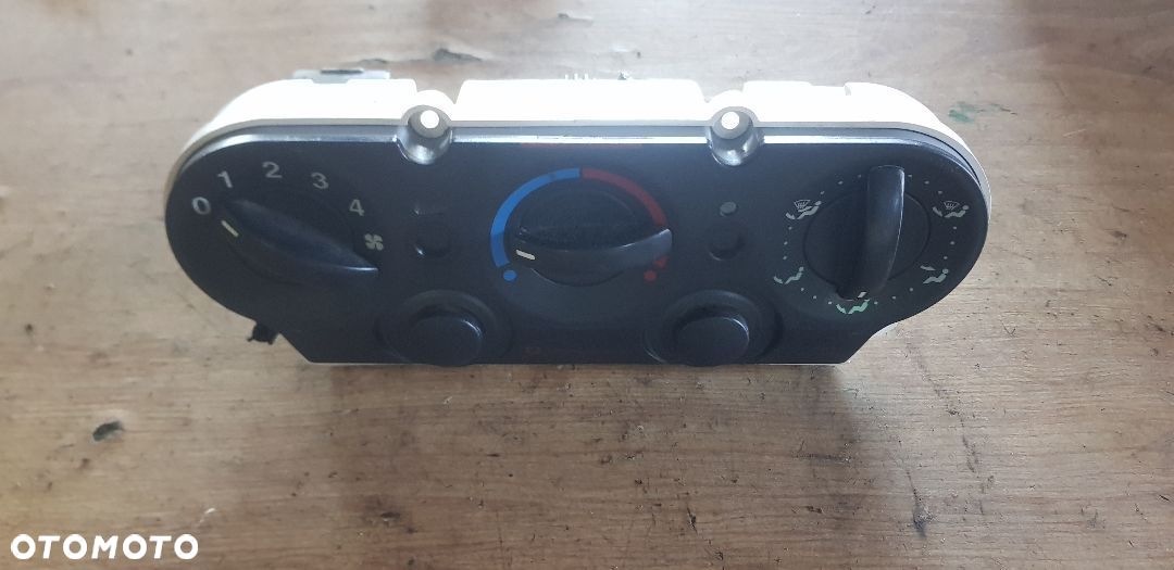 FORD FIESTA MK VI PANEL NAWIEWU 2S6H18549BE - 1