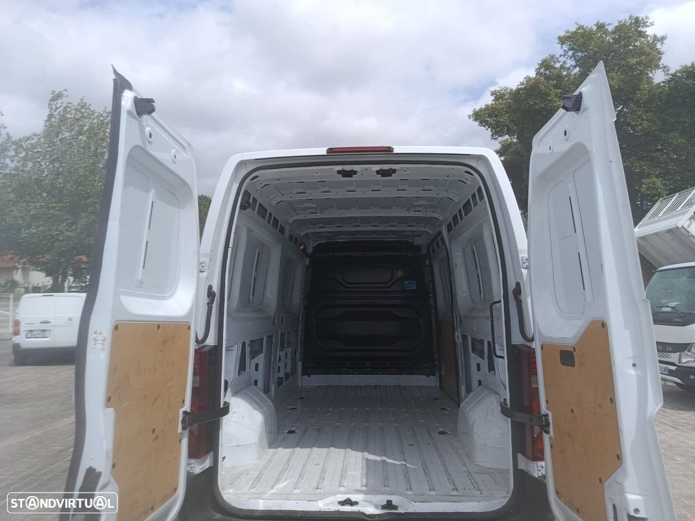 Renault MASTER IV 2.0DCI 150CV L3H2 - 8