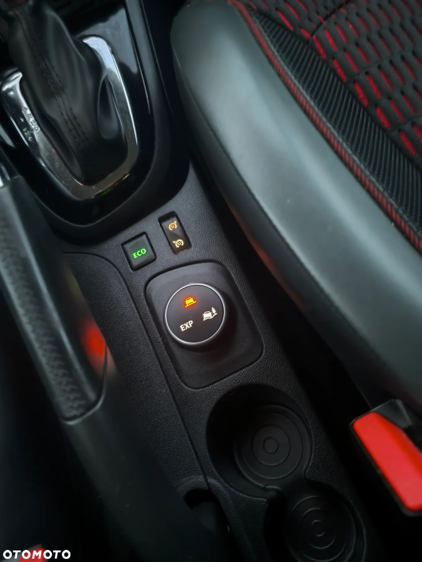 Renault Captur 1.2 Energy TCe XMOD EDC EU6 - 25