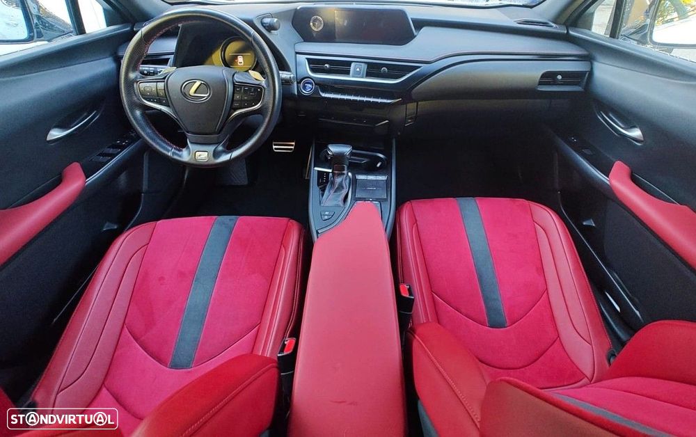 Lexus UX 250h F Sport - 9