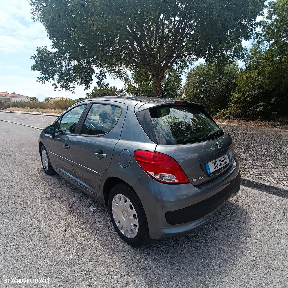 Peugeot 207 1.6 HDi 99g - 9