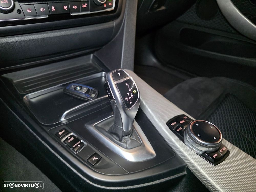 BMW 418 Gran Coupé d Pack M Auto - 16